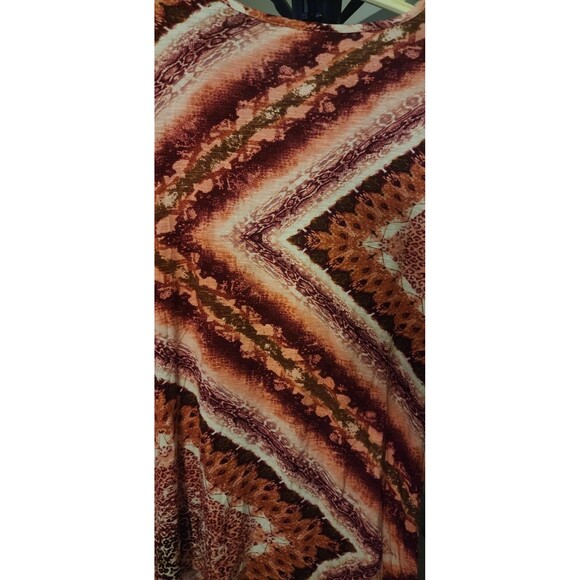 One World Womens Medium Geometric Animal Tribal Print Tshirt Tunic Top NWT B7 - Picture 5 of 6